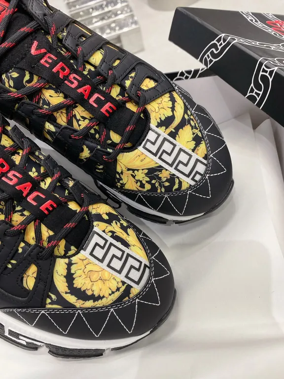 Versace Shoe 